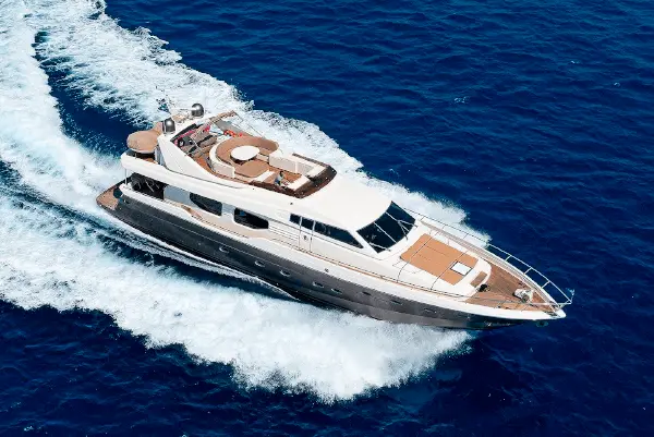 Motor yacht cover photo