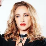 Алекс Раева