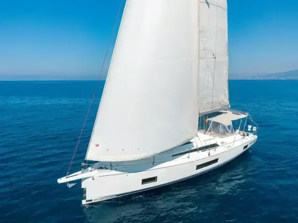 Nora - Water maker, Solar Panel 