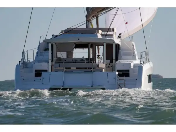 Sara - A/C, Generator, Water maker