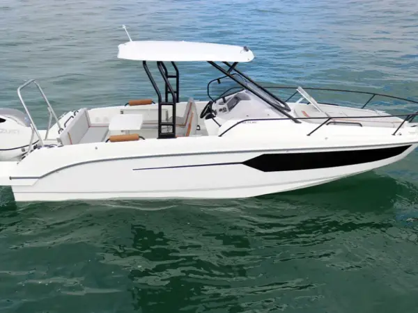 Beneteau 8