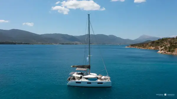 El Marita Brand New 2021 A/C & Generator Skippered